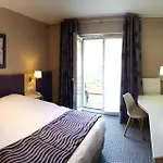 Les Remparts Hotel 3*