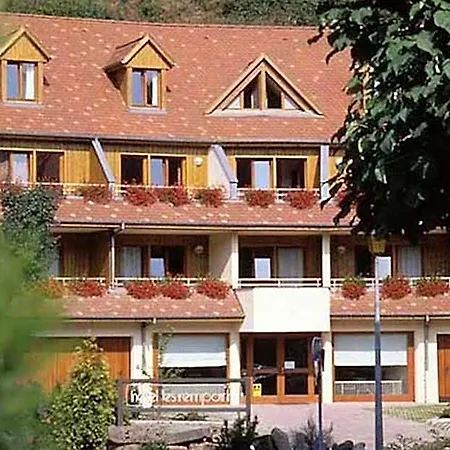 Les Remparts Hotel