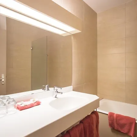 Hotel Les Remparts 3*